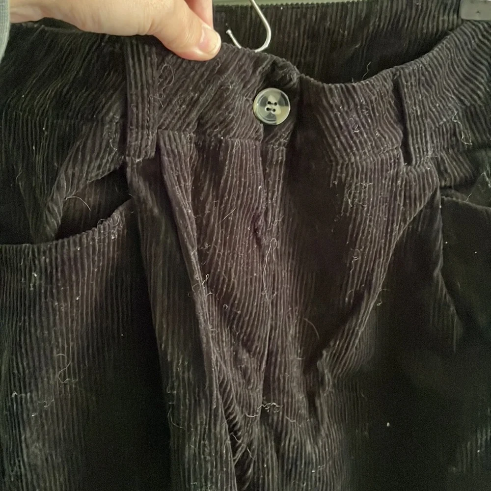 Pleated Wide Leg Black Corduroy Pants, wide cord fabric, XL - Picture 6 of 7